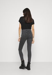 Topshop Vaqueros pitillo - black