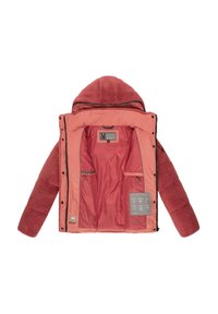 Giacca isolante rossa con cappuccio in peluche, morbida al tatto, foderata con colore in contrasto e con multiple tasche interne. Chiusura a scatto e cerniera Zorged.