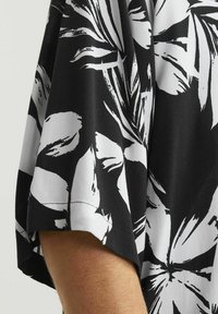 Jack & Jones RELAXED FIT - Hemd - black