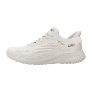 Ανοιχτό μπεζ αθλητικό sneaker Skechers με υφασμάτινο επάνω μέρος με υφή, δέσιμο με κορδόνια, παχύ μαξιλαρωμένο πέλμα και λογότυπο της μάρκας στο πλάι και στη γλώσσα.