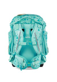 Teal ergonomische rugzak met hartpatronen, verstelbare banden, zijzakken en een gevoerde rug voor comfort. Bevat reflecterende accenten.