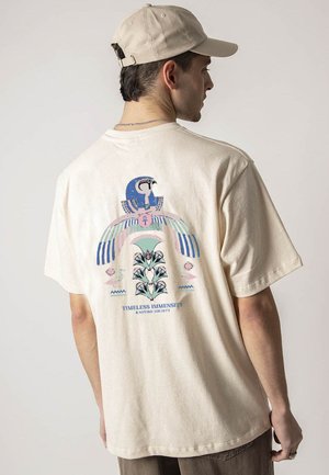 Kaotiko MELESS IMMENSITY UNISEX - T-shirt imprimé - tabacco