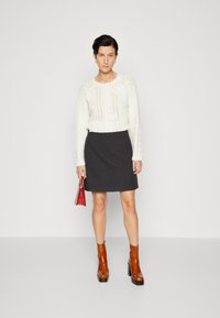 Selected Femme SLFMERCY ULA SKIRT - Suknja A kroja - dark grey melange