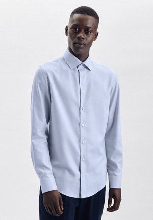 SHAPED - Skjorter - blau