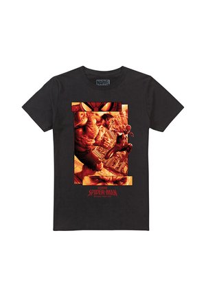 Schwarzes Marvel-T-Shirt mit Spider-Man und Hulk in einem dynamischen Kampf in der Stadt mit dem Text "Spider-Man Brand New Day" unter dem Bild.