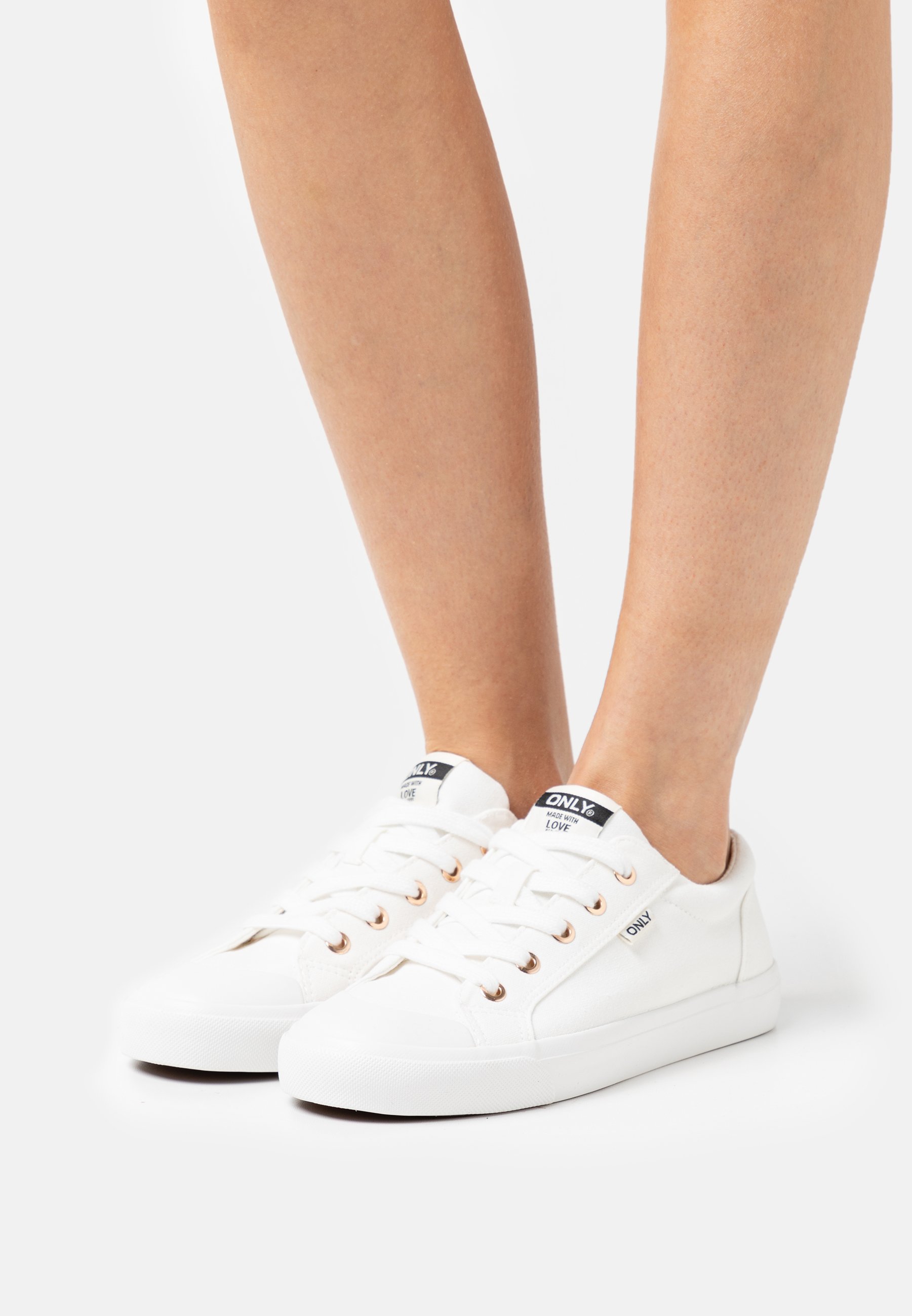 Scarpe Off White Basse Top Sellers, 55% OFF | www.ingeniovirtual.com