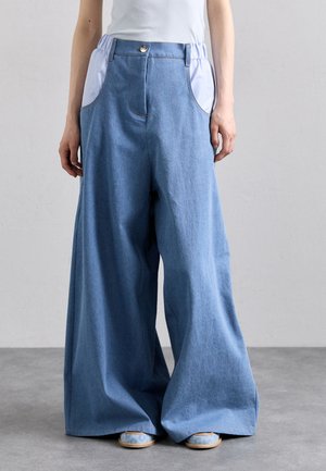 MAITREPIERRE ICARE - Jeans baggy - blue denim