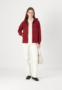 GANT SHIELD ZIP - Sweatjakke - plumped red