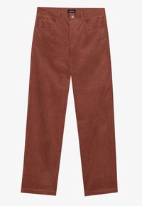 Cordhosen in rostfarbe, mit geradem Bein, Taschen vorne und strukturierten Rillen für zusätzlichen Detail.