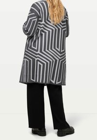 Ulla Popken Kofta - mottled grey