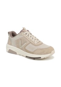 Beige en taupe veterschoen met mesh en suede panelen, gevoerde zool en merkdetails op de zijkant en op de tong.