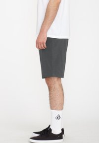 Volcom WALK FRICKIN CROSS SHRED STATIC - Short - stealth