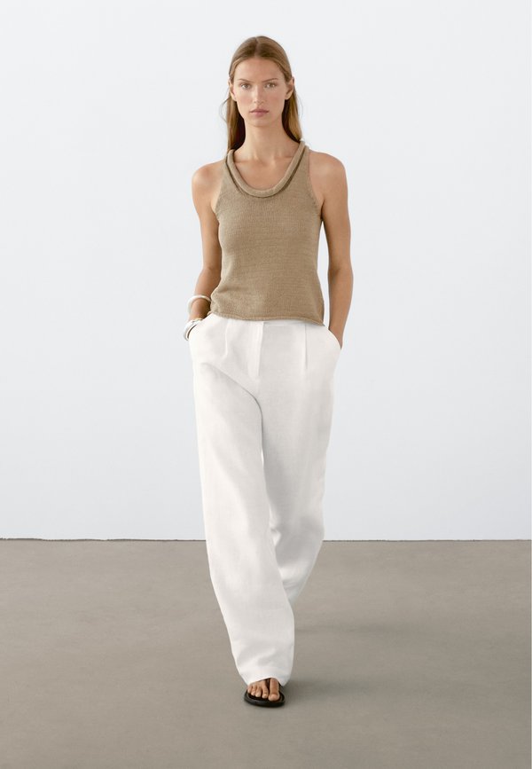 WITH NECK DETAIL - Top - BEIGE2