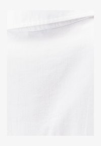 Unausgewählt, white