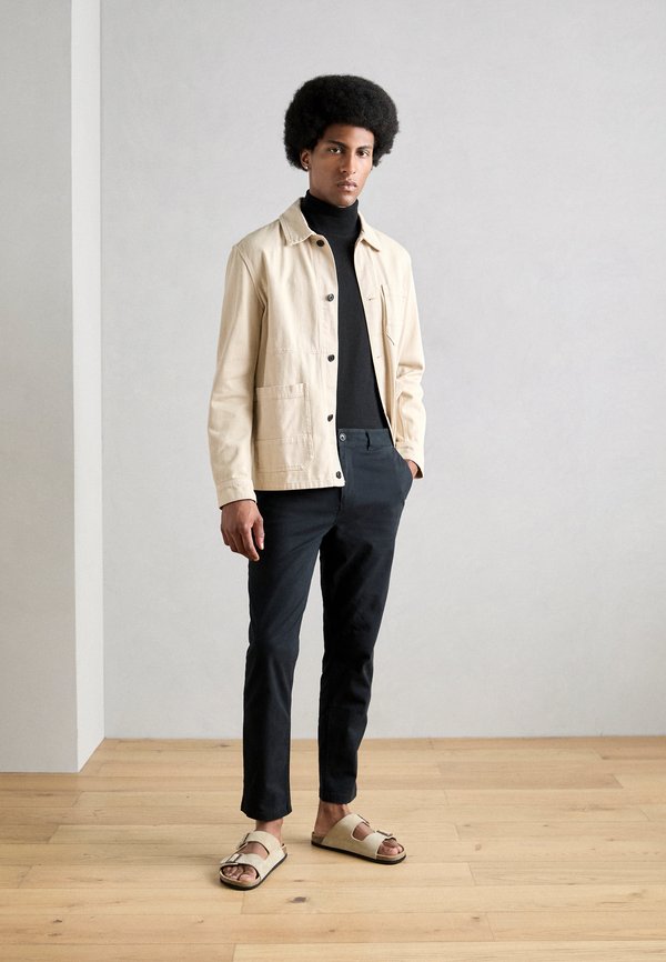 CORE DRIFT - Chinos3