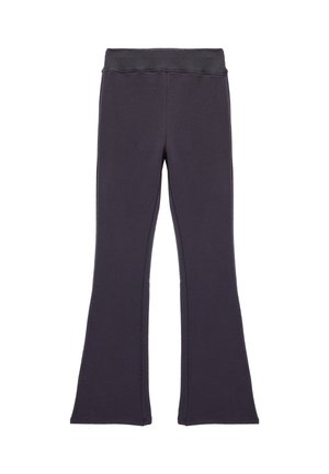 Zwarte uitlopende broek met elastische tailleband gemaakt van zachte stof, ontworpen voor comfort en casual dragen.