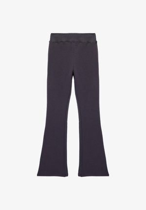Pantaloni neri a zampa con vita elastica in tessuto morbido, progettati per comfort e uso casual.