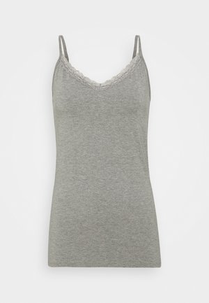 Camiseta sin mangas gris para mujer con tirantes finos y ribete de encaje a lo largo del escote en V, mostrada sobre un fondo blanco.