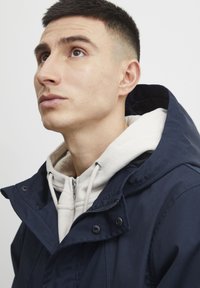 Solid SDELAN - Winter coat - insignia blue