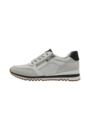 Trainers - white black
