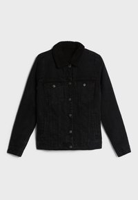 Svart denimjacka med en mjuk, texturerad krage. Har framknäppt stängning, två bröstfickor och långa ärmar. Minimalistisk design.