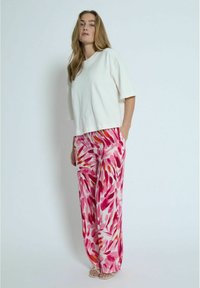 Desires DSMACIE - Hlače - p morning glory pink print