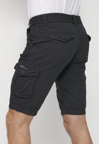 Koroshi BERMUDA  - Kratke hlače - black