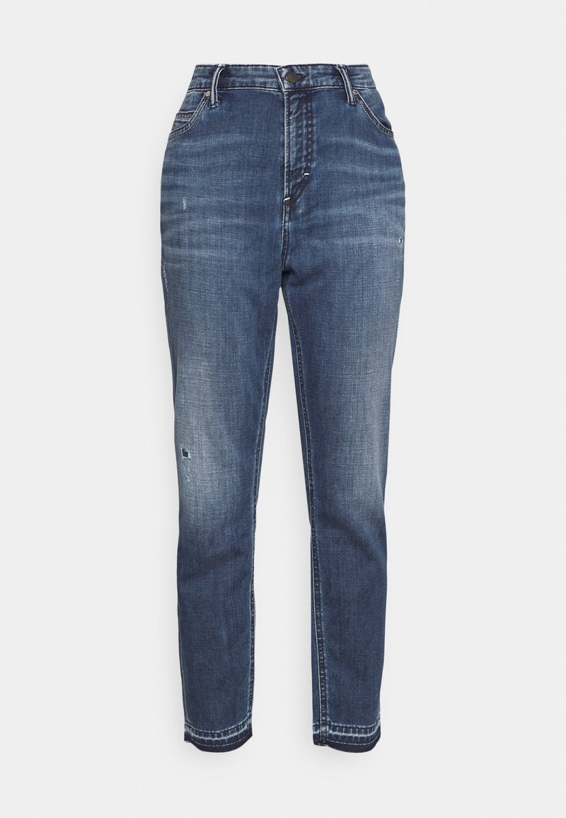 Jeans de denim en azul oscuro con una cintura alta, diseño de pierna recta y detalle de desvanecimiento sutil. Incluye costura en los bolsillos delanteros y cierre de botón.