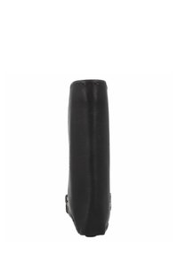 Zwarte leren enkellaars met een elegante silhouet, platte hak, subtiele stikdetails en een gladde textuur. Geen zichtbare hardware of accenten.
