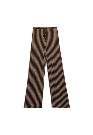 Bruine wijde broek met witte verticale strepen en een taille met trekkoord, plat gelegd op een witte achtergrond.