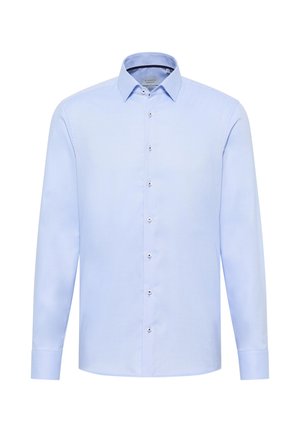 Lichtblauw overhemd met lange mouwen, een klassieke kraag en zilveren knopen aan de voorkant. Gemaakt van een gladde stof met een uniforme textuur.