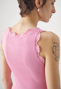 Rosemunde REGULAR VINTAGE - Toppi - dolly pink