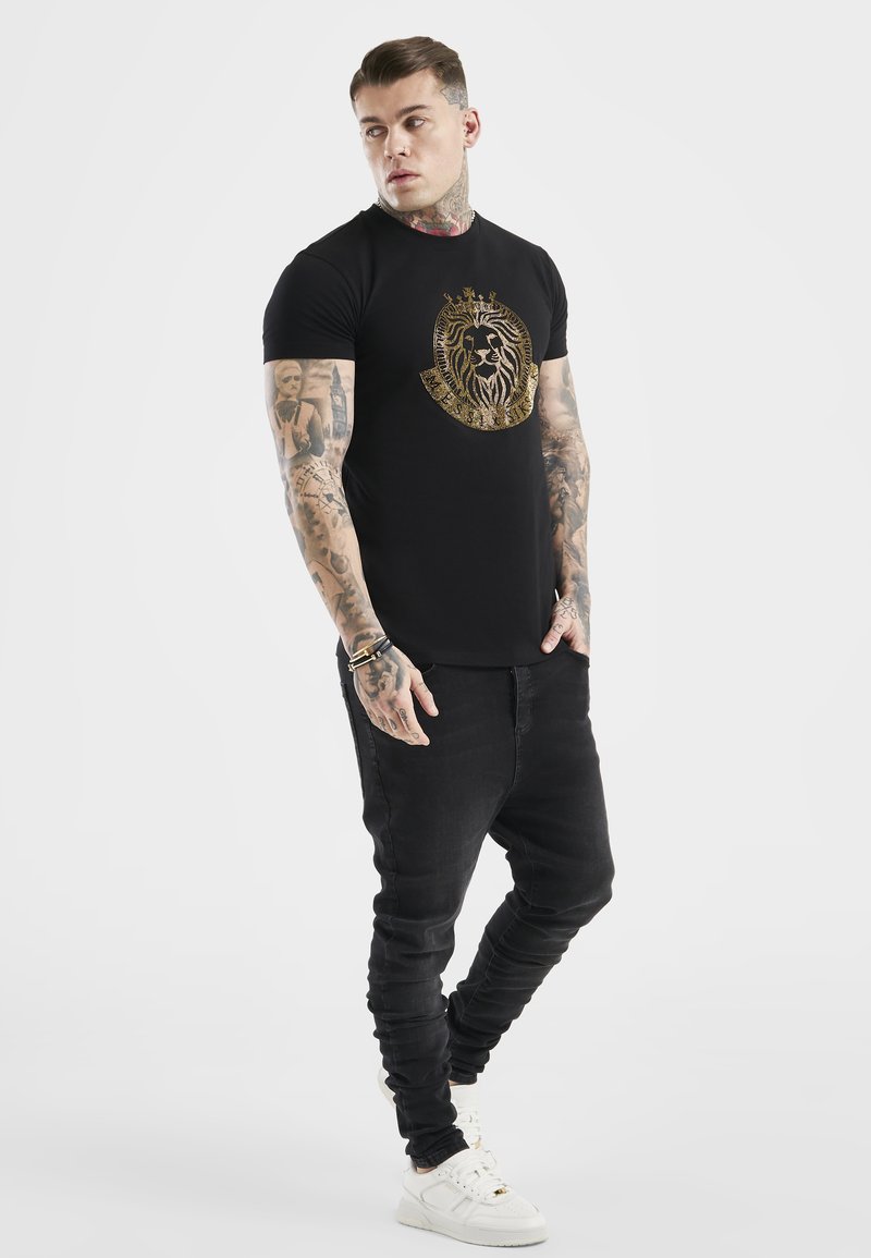 Herren T-Shirts basic | SIKSILK T-Shirt print black/schwarz - CR17284 Herren T-Shirts basic | SIKSILK T-Shirt print black/schwarz - CR17284