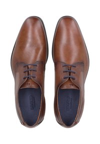 Scarpe in pelle marrone con finitura lucida, punta arrotondata e design con lacci. Presentano una texture liscia e dettagli minimalisti.
