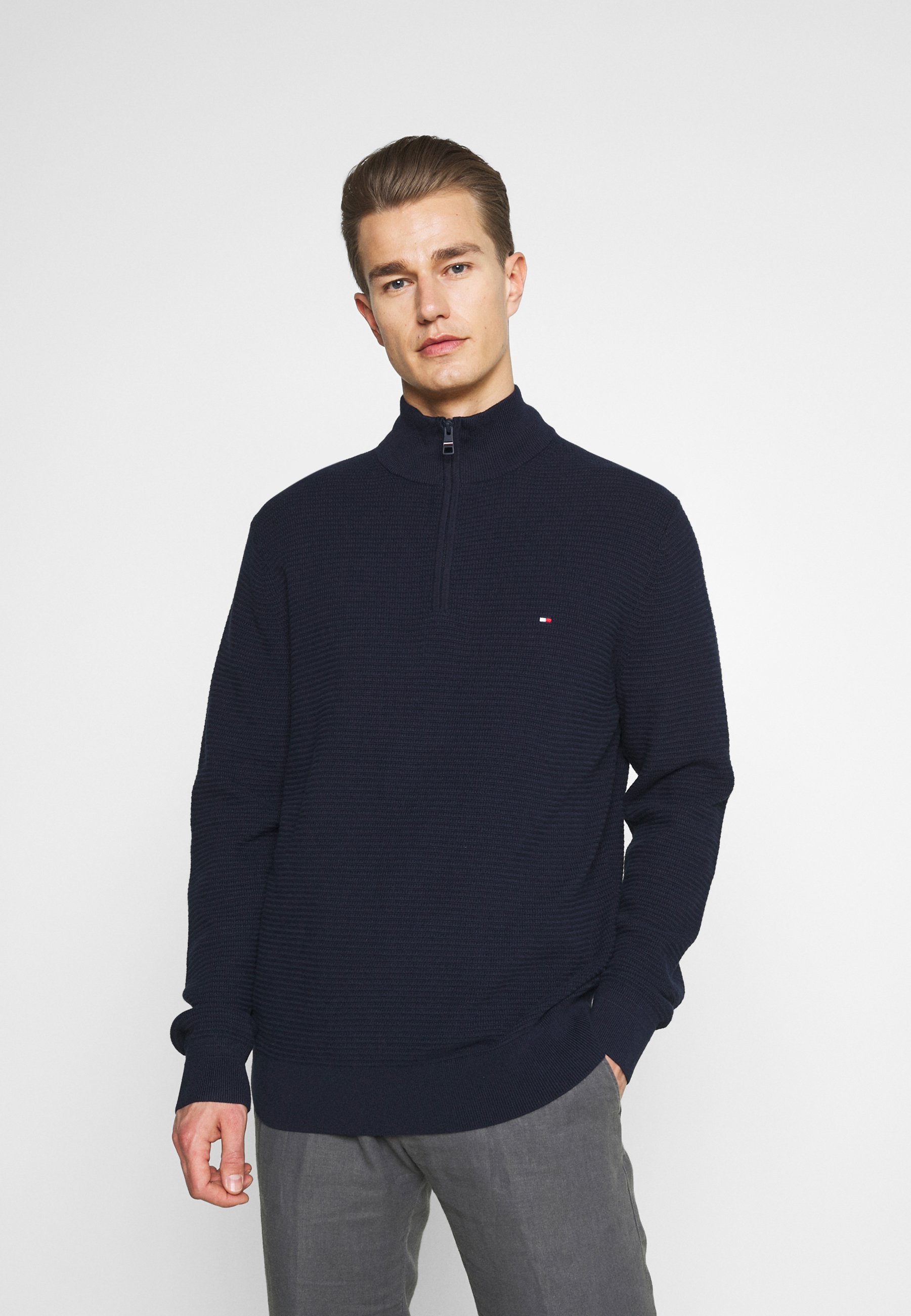 tommy hilfiger half zip pullover