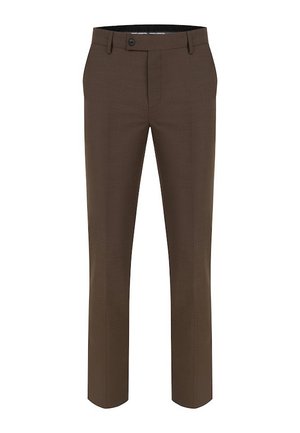 Brązowe, dopasowane męskie spodnie z pętlami na pasek, przednim guzikiem i zamkiem błyskawicznym, wyświetlane na białym tle.