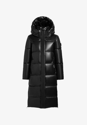 Sort oppustet jakke med et langt, lige design, der har en høj krave, quiltede paneler og to sidelommer. Blank, glat tekstur.