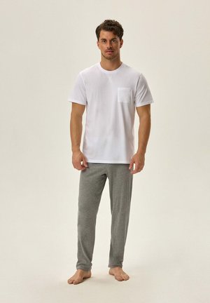 Henderson SET - Nachtwäsche Set - White