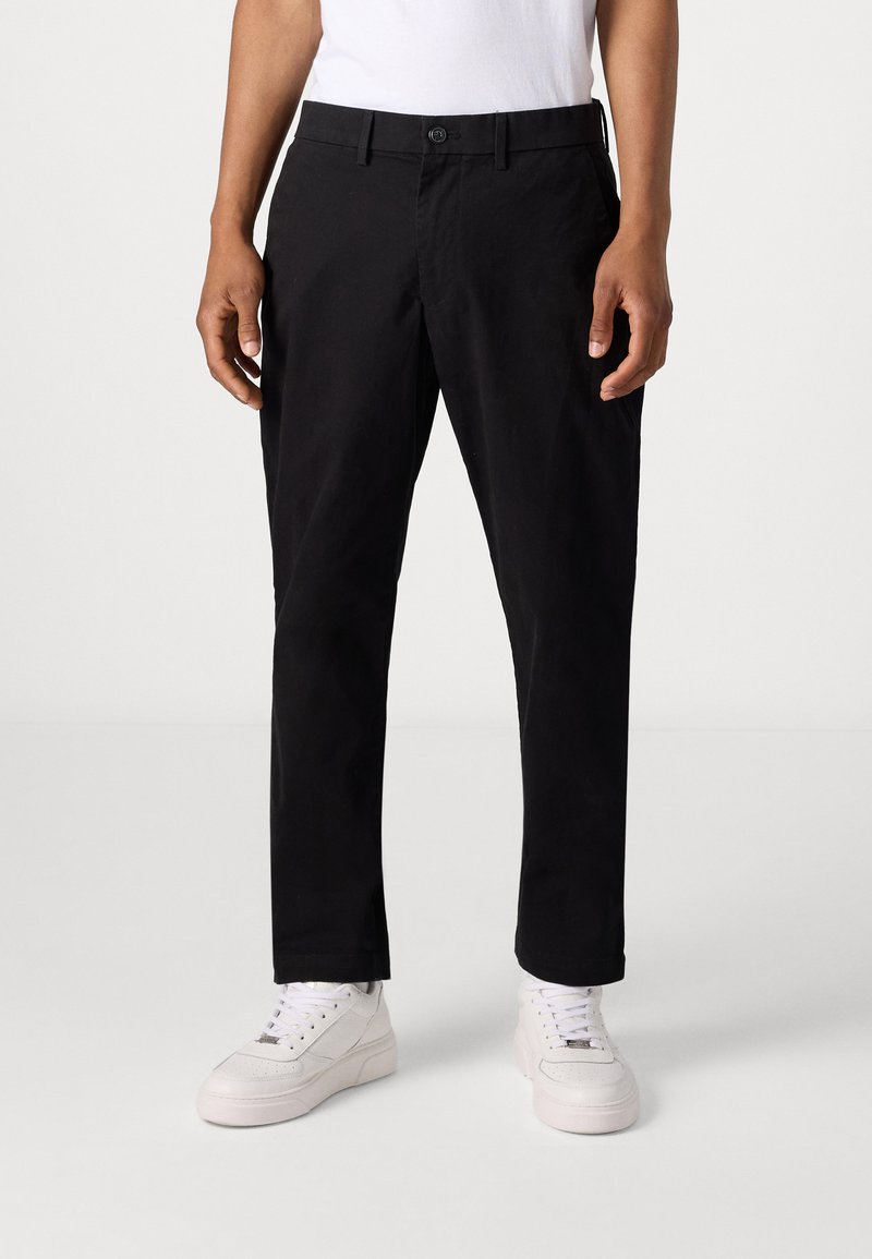 GAP SLIM PERFORMANCE STRETCH - Pantaloni chino - true black