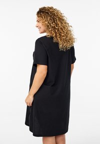 Zizzi Noćna košulja - black w more