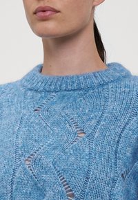 Vero Moda Tall VMLINA  O NECK  - Maglione - allure melange
