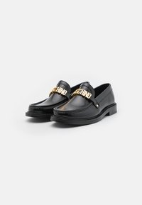 Mocassins Femme Love Moschino Black - Cuir Brossé, Semelle Caoutchouc épaisse, Logo Contrasté, Style Sportif Chic