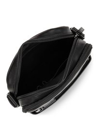 Borsa in pelle nera con chiusura zip, caratterizzata da un esterno liscio e un interno foderato in tessuto. Design compatto, ideale per gli essenziali.