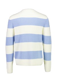 Sweter w paski z miękkiej bawełny, z na przemian szerokimi pasami w jasnoniebieskim i białym kolorze. Projekt zawiera prążkowaną teksturę oraz okrągły dekolt.