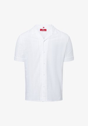 Weißes Kurzarmhemd mit Knopfleiste, ausgestattet mit strukturierten Lochmustern und einem klassischen Kragen.