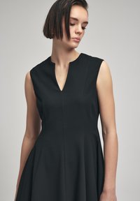 adL V NECK - Freizeitkleid - black