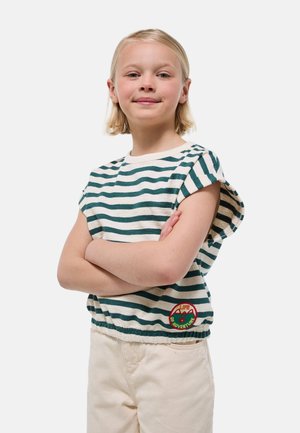 T-shirt rayé en coton blanc et vert foncé, avec des manches courtes, un col rond et un logo circulaire brodé à l'ourlet.