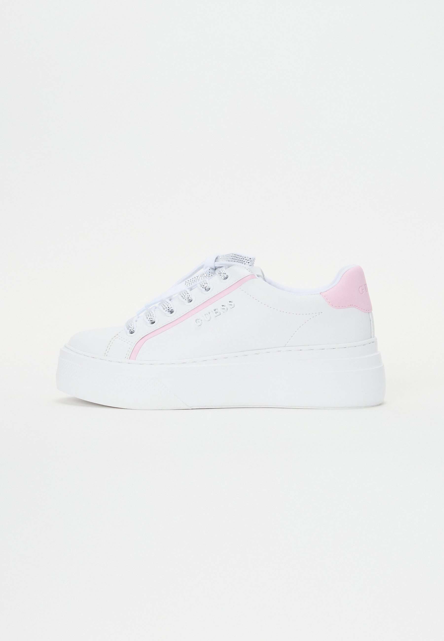 Guess KADDY Zwart - Schoenen Lage sneakers Dames € 118,90