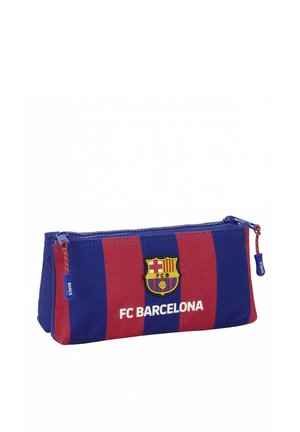 Piórnik FC Barcelona w czerwono-niebieskie paski. Zawiera logo, zamek błyskawiczny i materiał tekstylny odpowiedni do codziennego użytku.