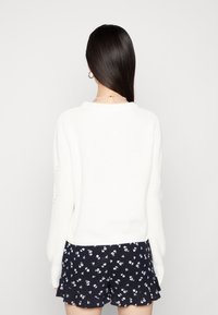 VILA Stickad tröja - white